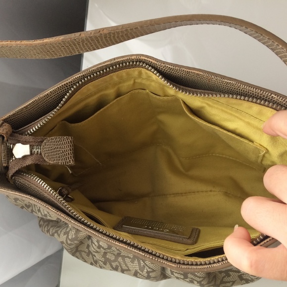 DKNY Vintage purse - Picture 5 of 6